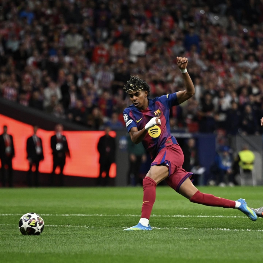 Lamine Yamal ghi bàn cho Barca