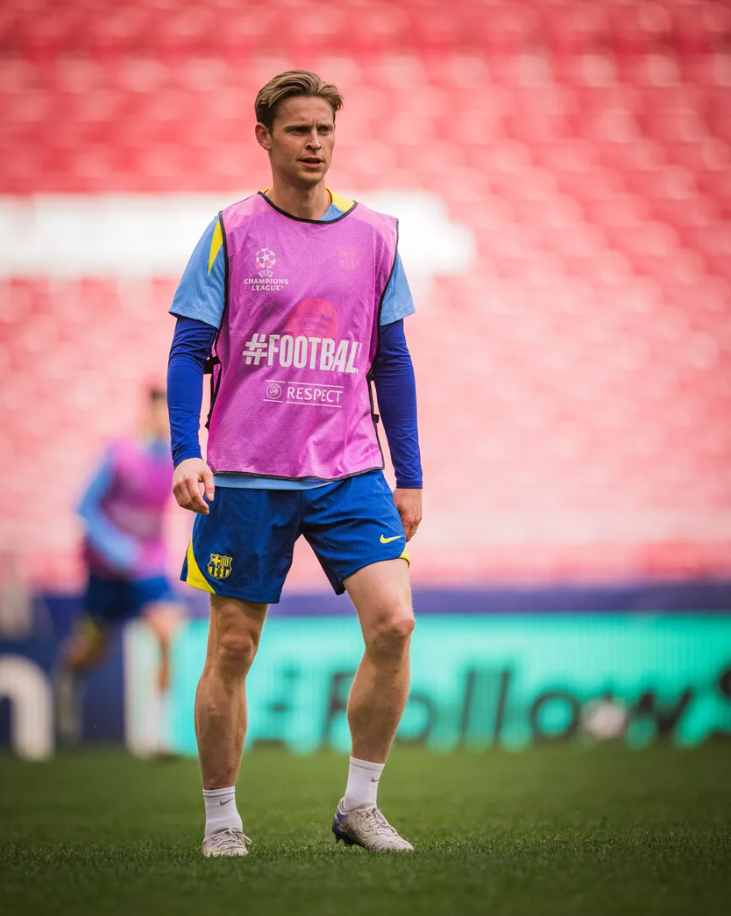 Buổi tập của Barca trên sân Metropolitano ngày 13/4 Buổi tập của Barca trên sân Metropolitano