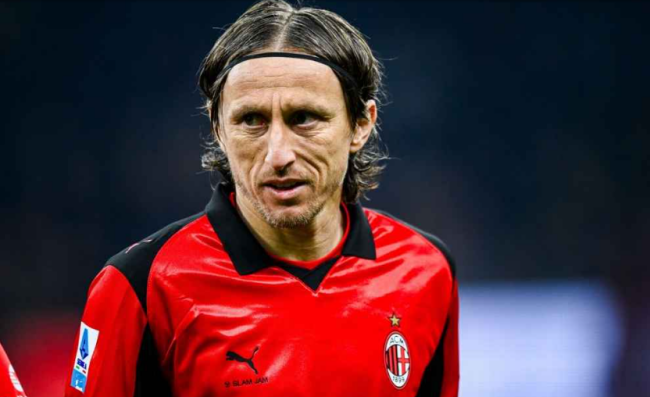 Modric trải qua ca phẫu thuật thành công.