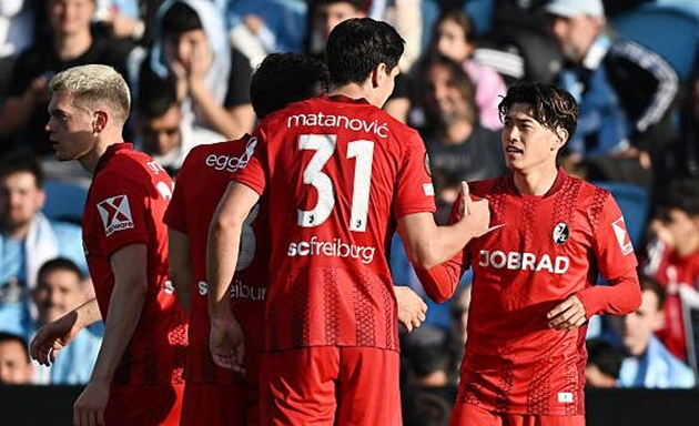 Celta Vigo bị Freiburg vượt qua trên sân nhà