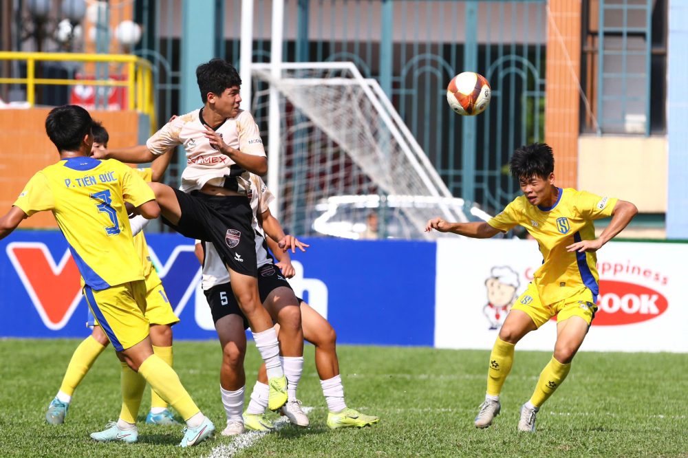 Trận đấu U15 SLNA vs Becamex TP.HCM