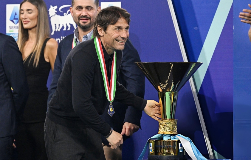 HLV Antonio Conte để lại dấu ấn với cá tính ở phong cách huấn luyện các đội bóng hàng đầu