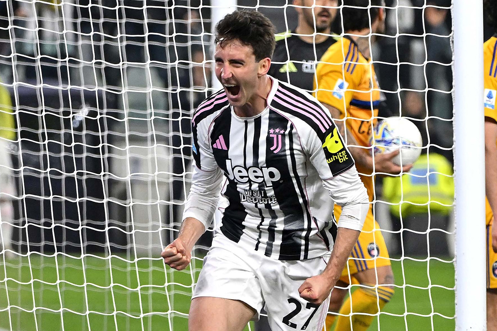 Andrea Cambiaso trong màu áo Juventus
