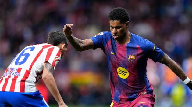 Rashford tỏa sáng khi được đá chính. Rashford tỏa sáng khi được đá chính.