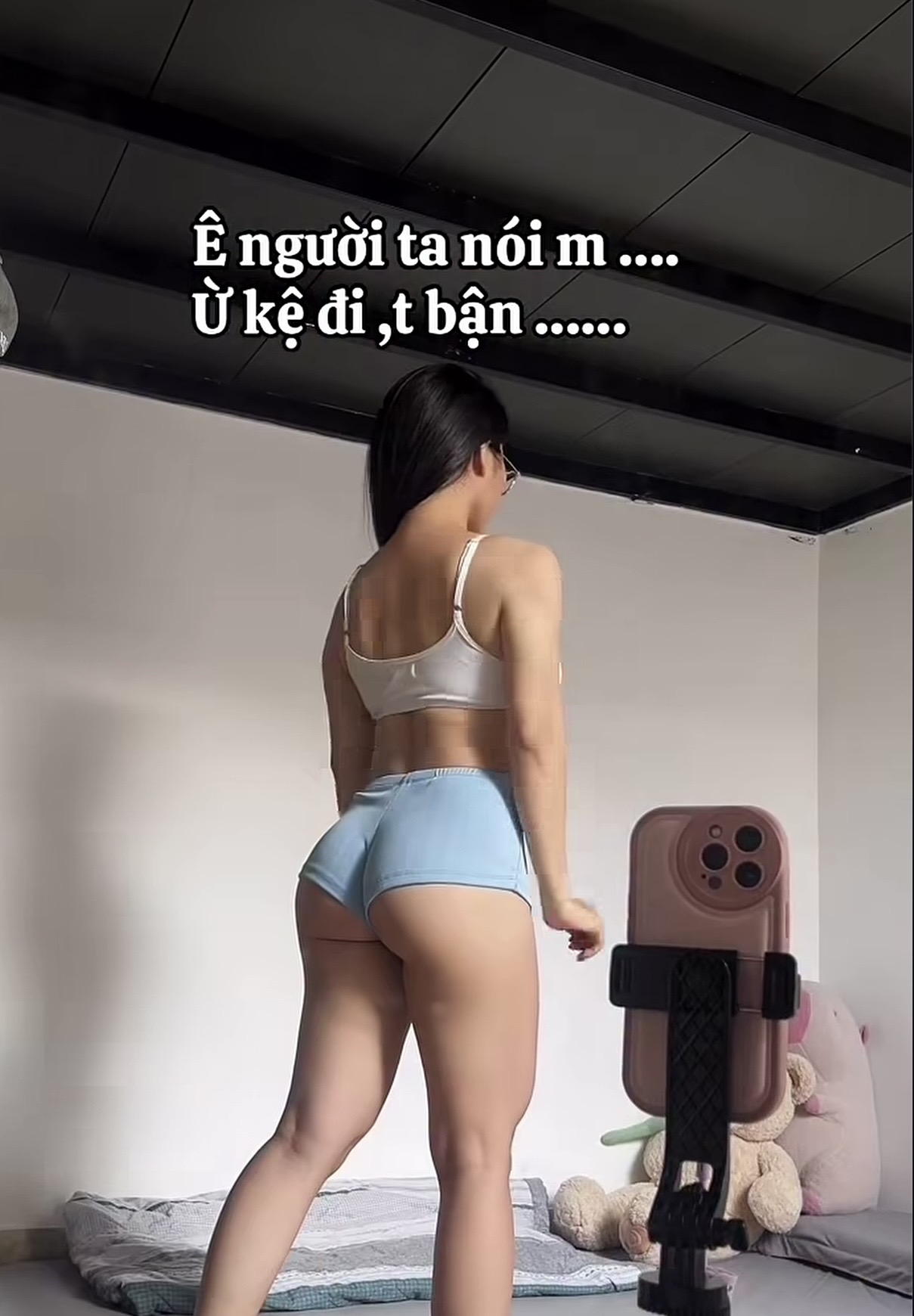 Sự tự tin bảo vệ chính mình của nữ PT