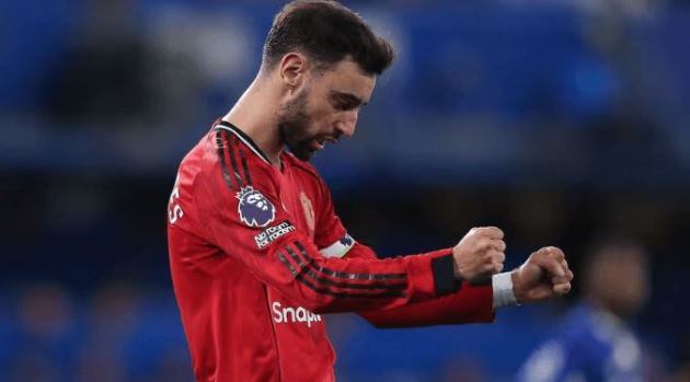 Bruno Fernandes tập trung thi đấu cho MU