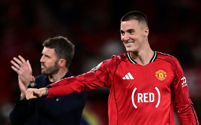 Sesko thi đấu ấn tượng tại MU