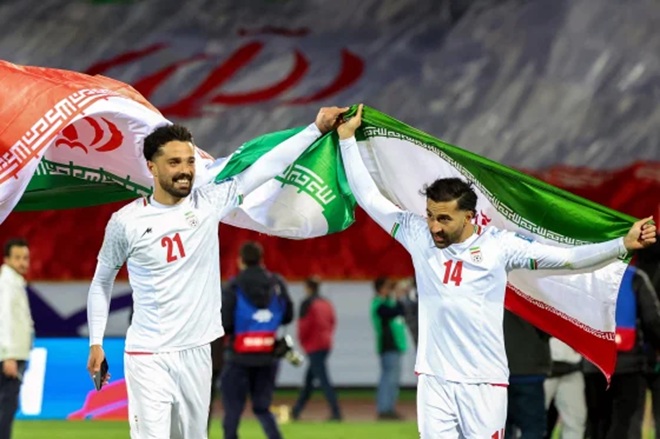 Giới túc cầu đang chờ đợi quyết định cuối cùng từ Iran.