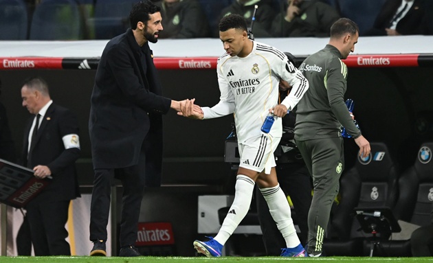 Arbeloa phát biểu về Mbappe và tinh thần đội bóng