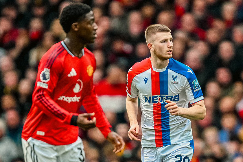 Adam Wharton là mục tiêu chuyển nhượng của Liverpool