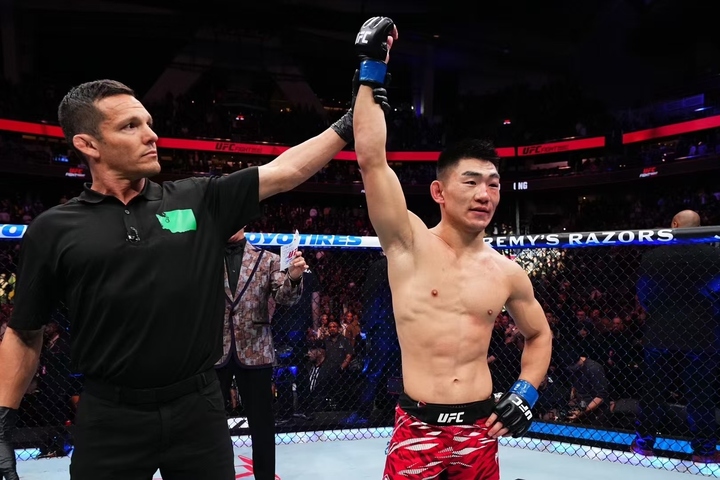 Tống Á Đông võ sĩ MMA