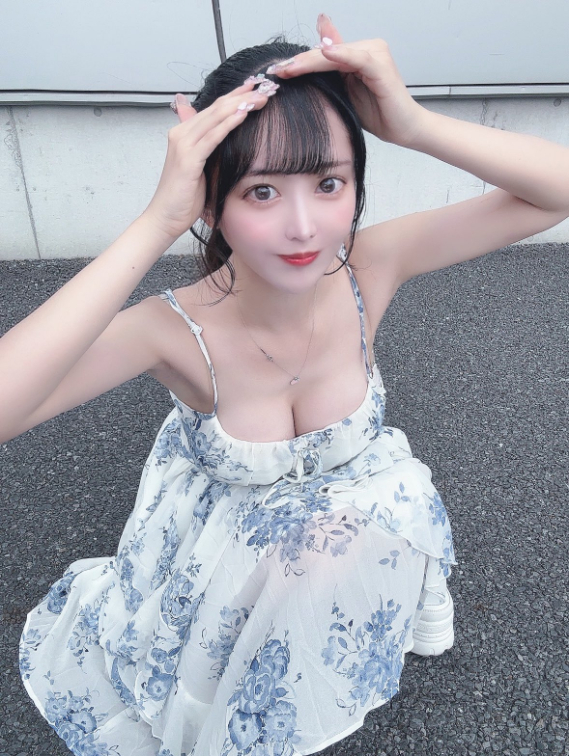 Phong cách trẻ trung và năng động của Rika Misuzu