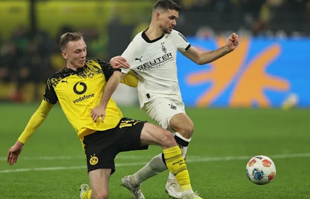 Dortmund thường át vía Gladbach trong những lần đối đầu gần đây.
