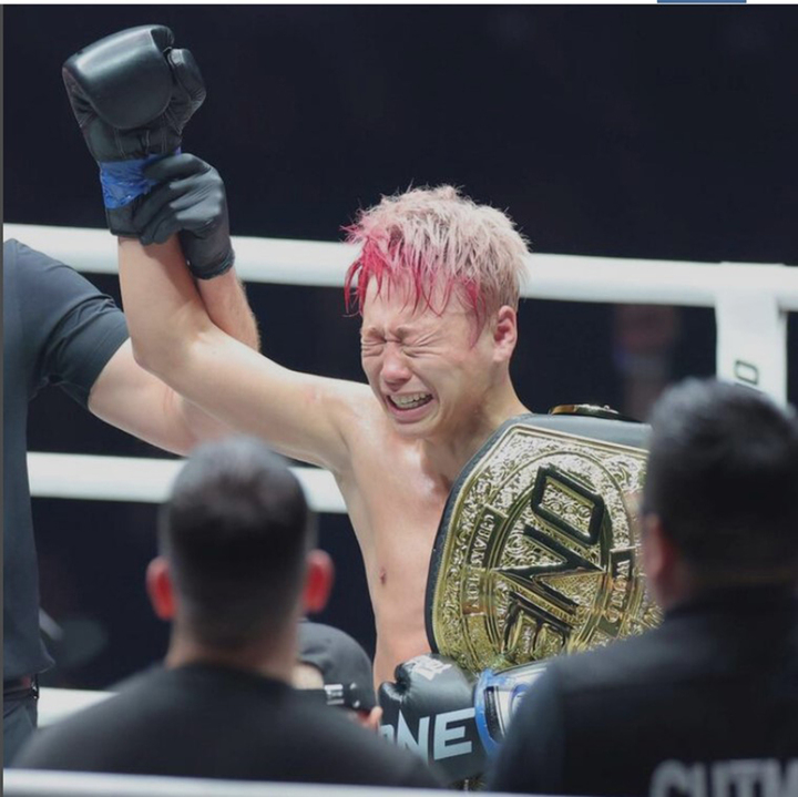 Takeru bật khóc sau chiến thắng quan trọng
