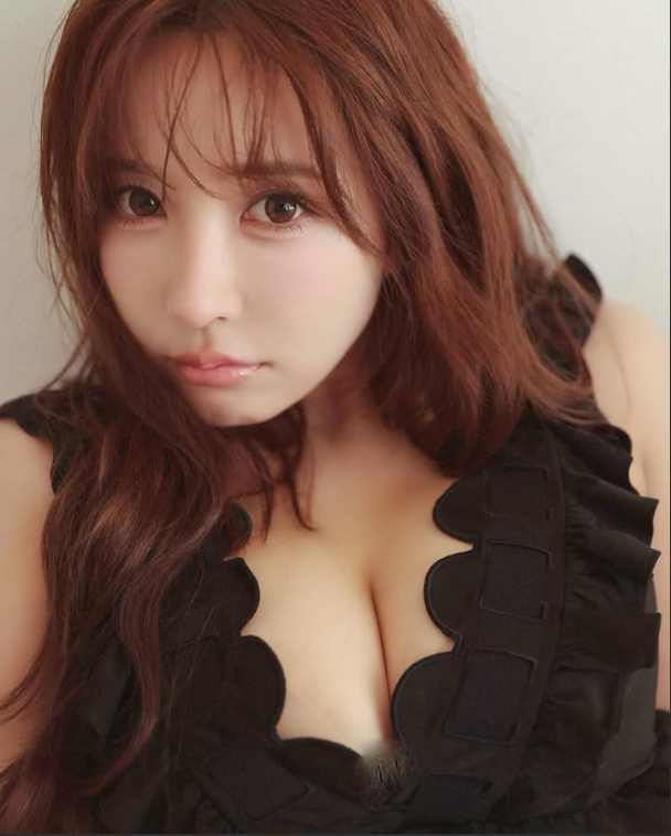 Yua Mikami bất ngờ đóng phim trở lại, cộng đồng mạng xôn xao không ngờ- Ảnh 3. Yua Mikami trong vai Shirashi Momoka