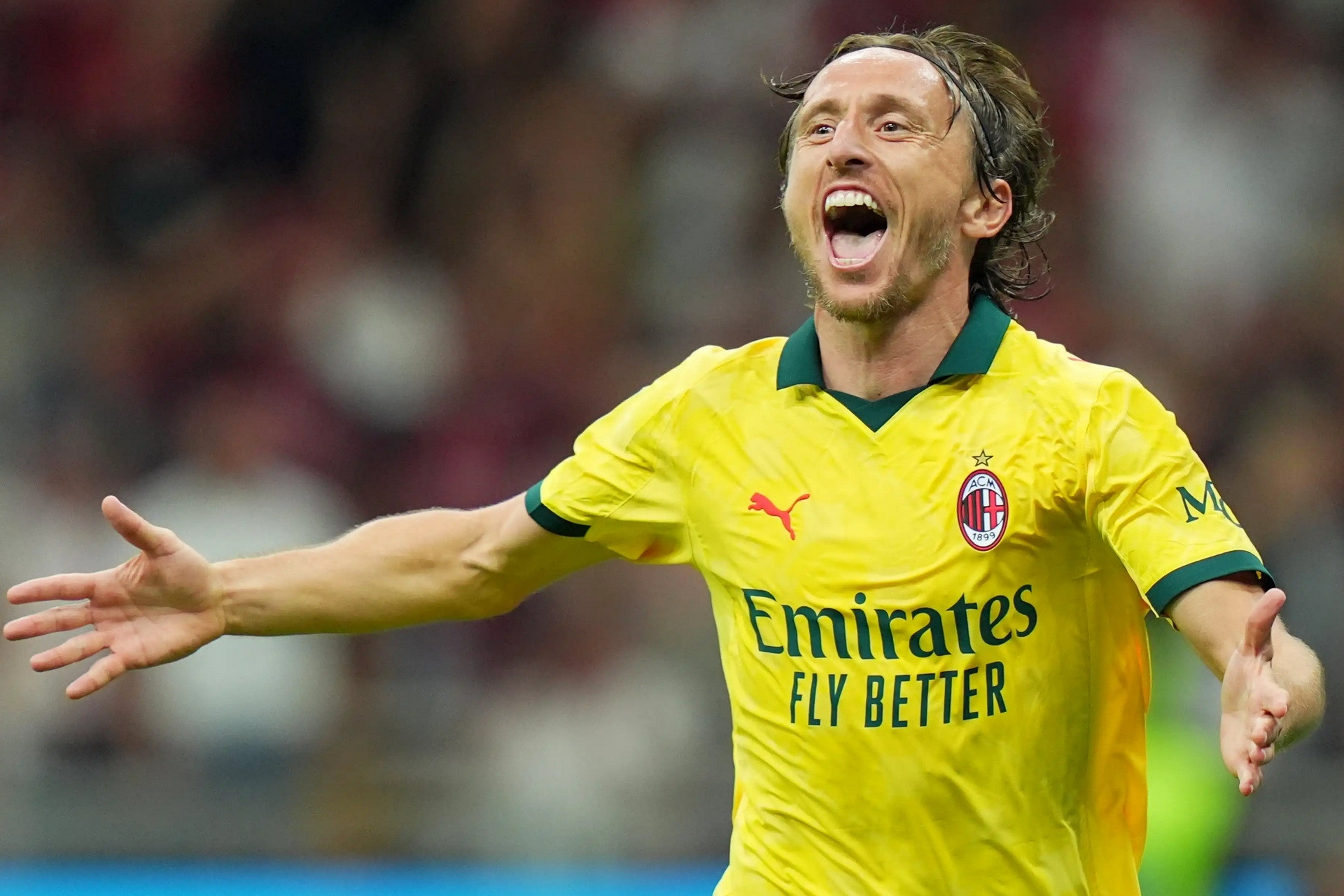 AC Milan: “Tuổi 30” của Luka Modric - Ảnh 1. Modric vẫn tỏ ra sung sức và đẳng cấp ở tuổi 40