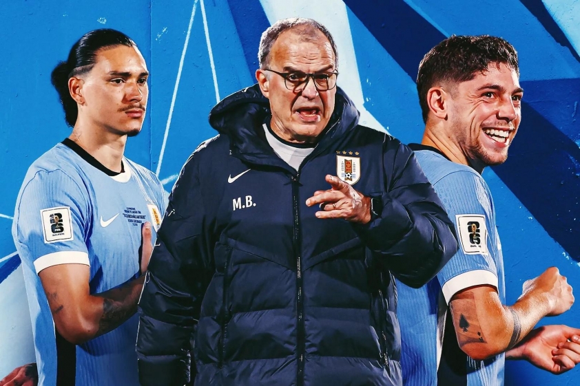 HLV Marcelo Bielsa cùng đội tuyển Uruguay