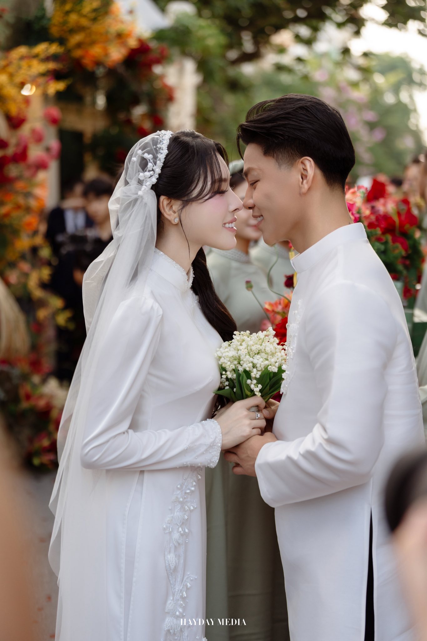 Vũ Văn Thanh và Trần Bích Hạnh hạnh phúc bên nhau