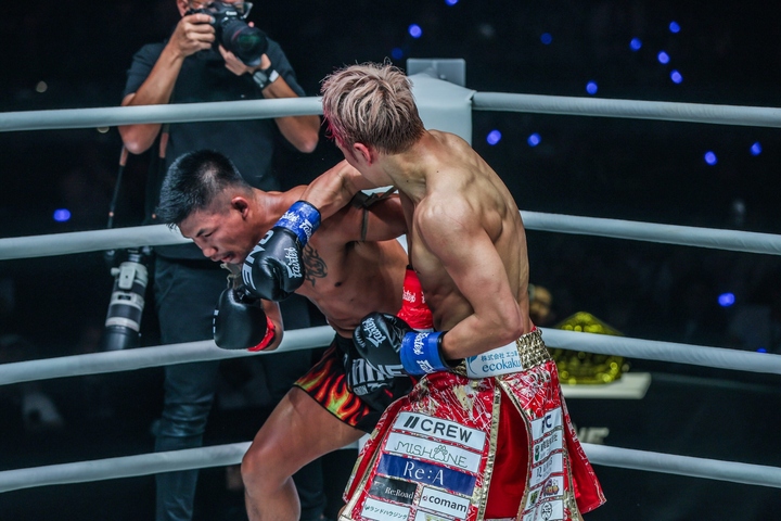 Rodtang thua Takeru trong trận đấu Muay Thái