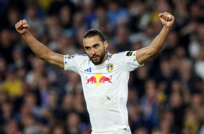 Dominic Calvert-Lewin ghi bàn cho Leeds