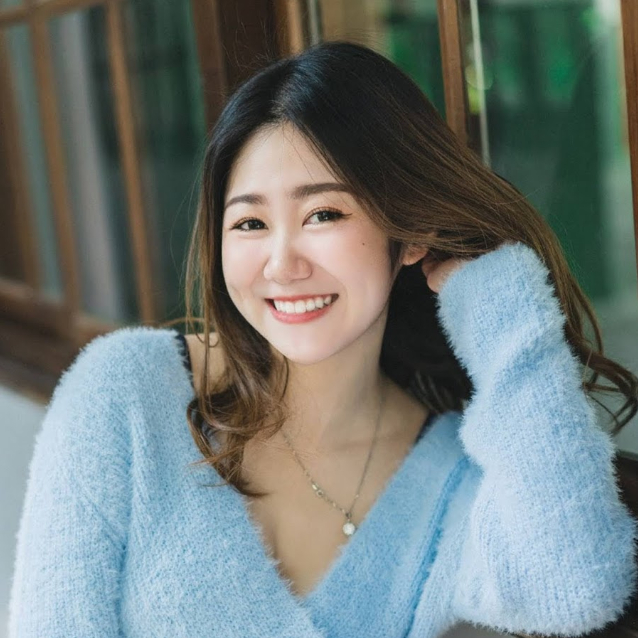 Cô nàng hot girl xinh đẹp tung ảnh chụp X-quang chứng minh vòng một tự nhiên