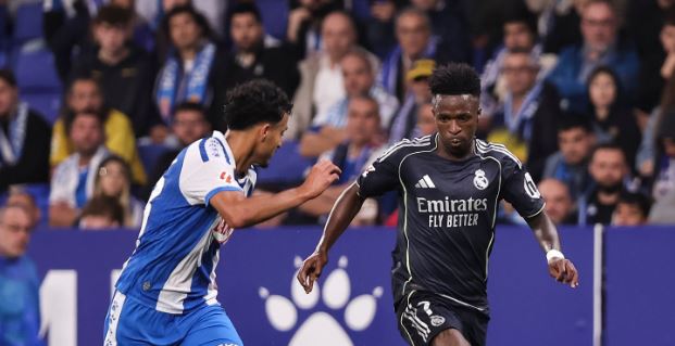 Vinicius gây khó dễ cho Espanyol