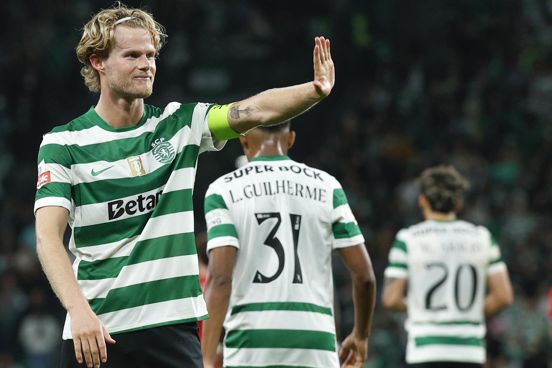 Tiền vệ Morten Hjulmand thi đấu cho Sporting Lisbon
