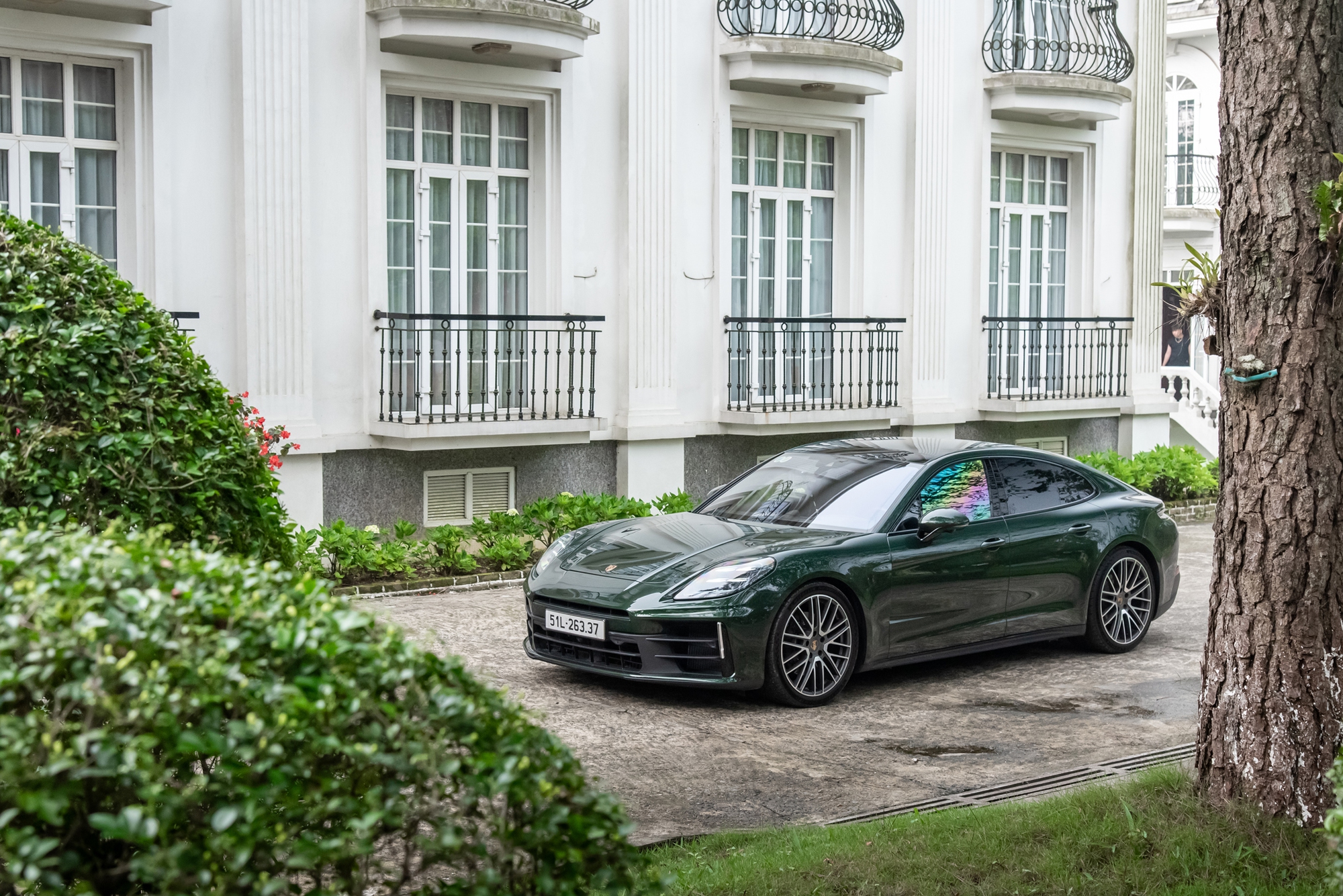 Nội thất sang trọng của Porsche Panamera