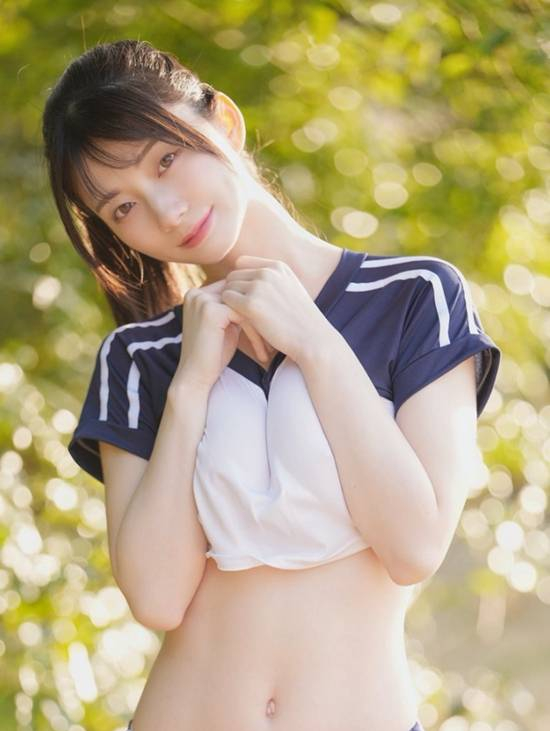 Màn hóa thân ấn tượng của Seto Kanna vào nhân vật Mitsui Hisashi