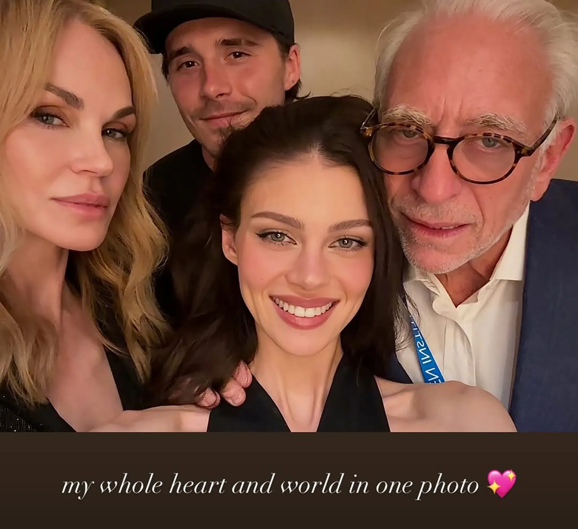 Nicola Peltz khoe ảnh hạnh phúc bên chồng Brooklyn và gia đình nhà ngoại
