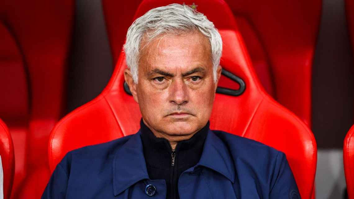 HLV Mourinho chưa thể trở lại dẫn dắt Real Madrid