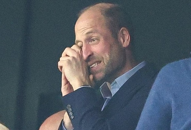 Hoàng tử William là một CĐV cuồng nhiệt của Aston Villa. Hoàng tử William là một CĐV cuồng nhiệt của Aston Villa.