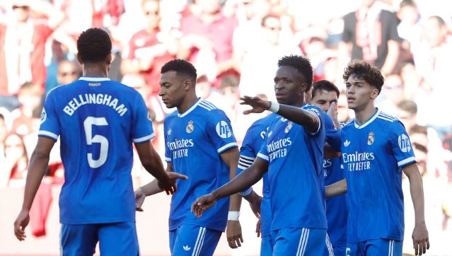Sevilla đối mặt nguy cơ xuống hạng
