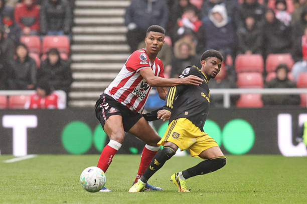 Amad tiếp tục gây thất vọng trước Sunderland. Amad tiếp tục gây thất vọng trước Sunderland.