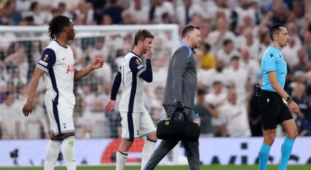 Tottenham đối mặt nguy cơ rớt hạng.