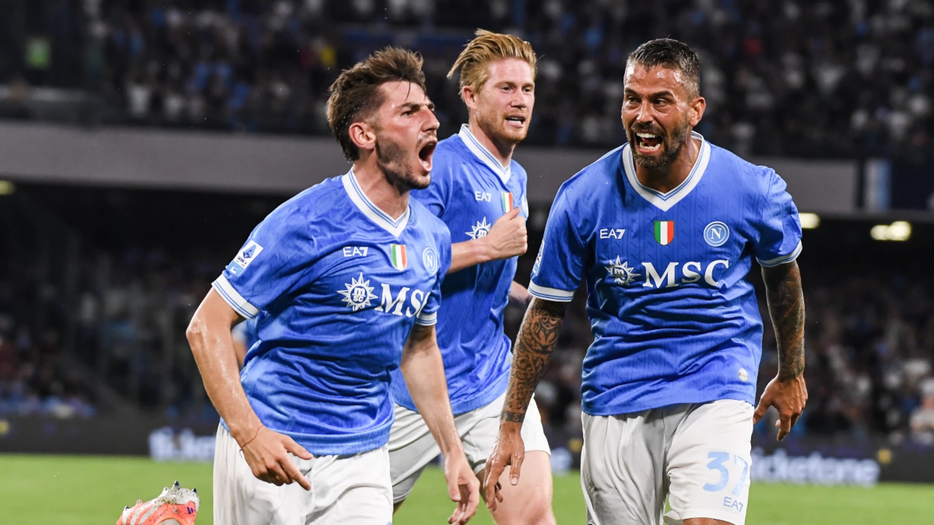 Vòng 4 Serie A: Napoli trên đỉnh lo âu - Ảnh 1.