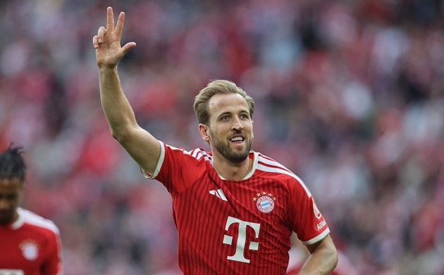 Kane lập hat-trick trước Cologne. Kane lập hat-trick trước Cologne.