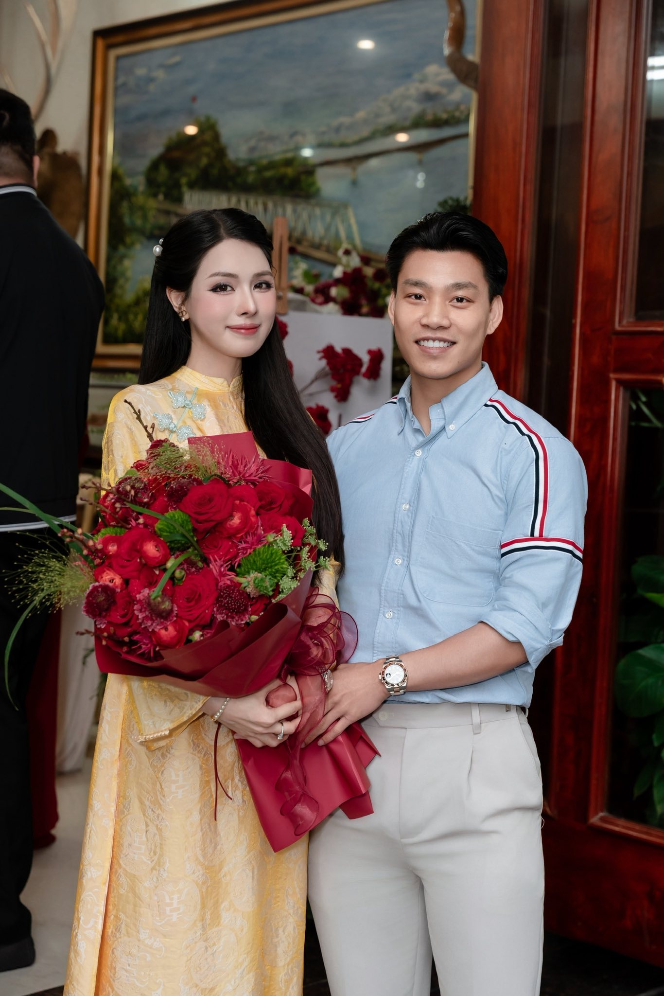 Văn Thanh và Bích Hạnh trong lễ dạm ngõ