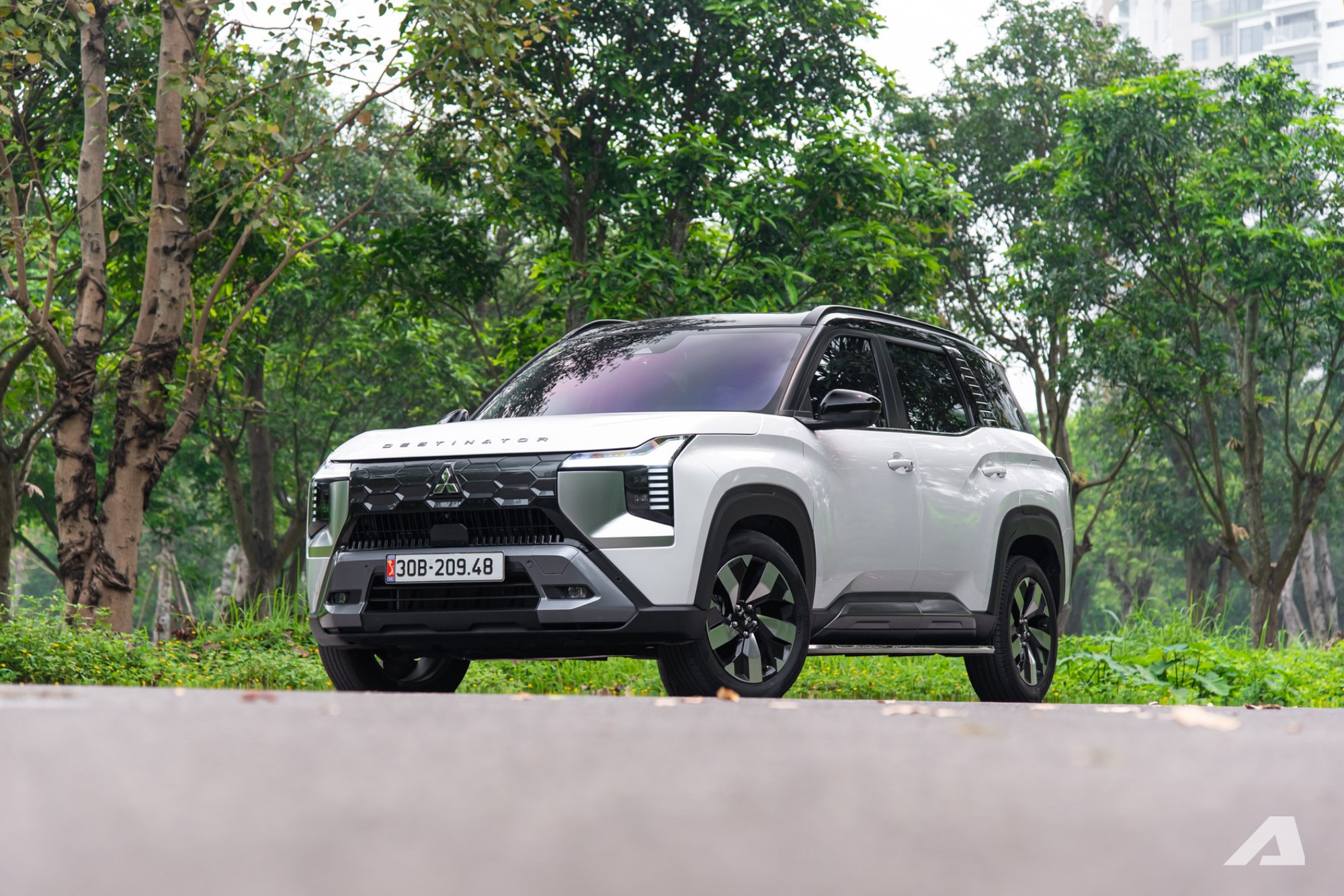 Mitsubishi Destinator Ultimate nội thất hiện đại