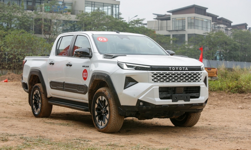 Toyota Hilux tăng doanh số tháng 4/2026