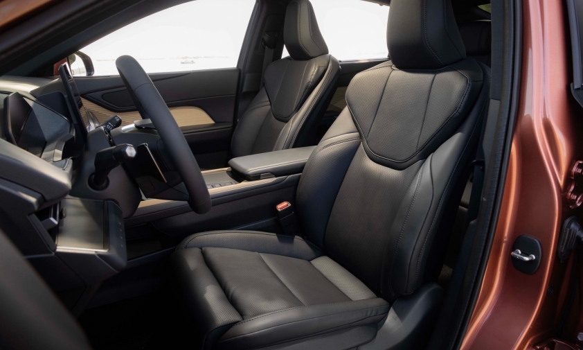 Lexus ES 500e (6) Lexus ES hybrid và điện tại Việt Nam