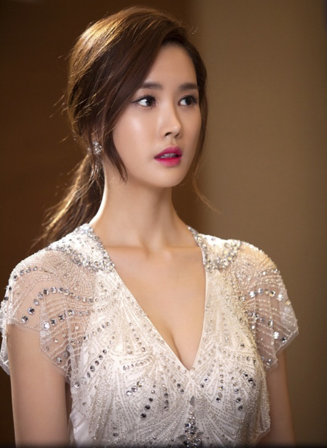 Lee Da Hae tại buổi họp báo phim