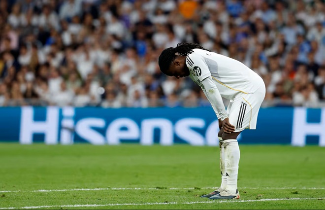 Camavinga bị loại khỏi đội hình World Cup của Pháp. Camavinga bị loại khỏi đội hình World Cup của Pháp.