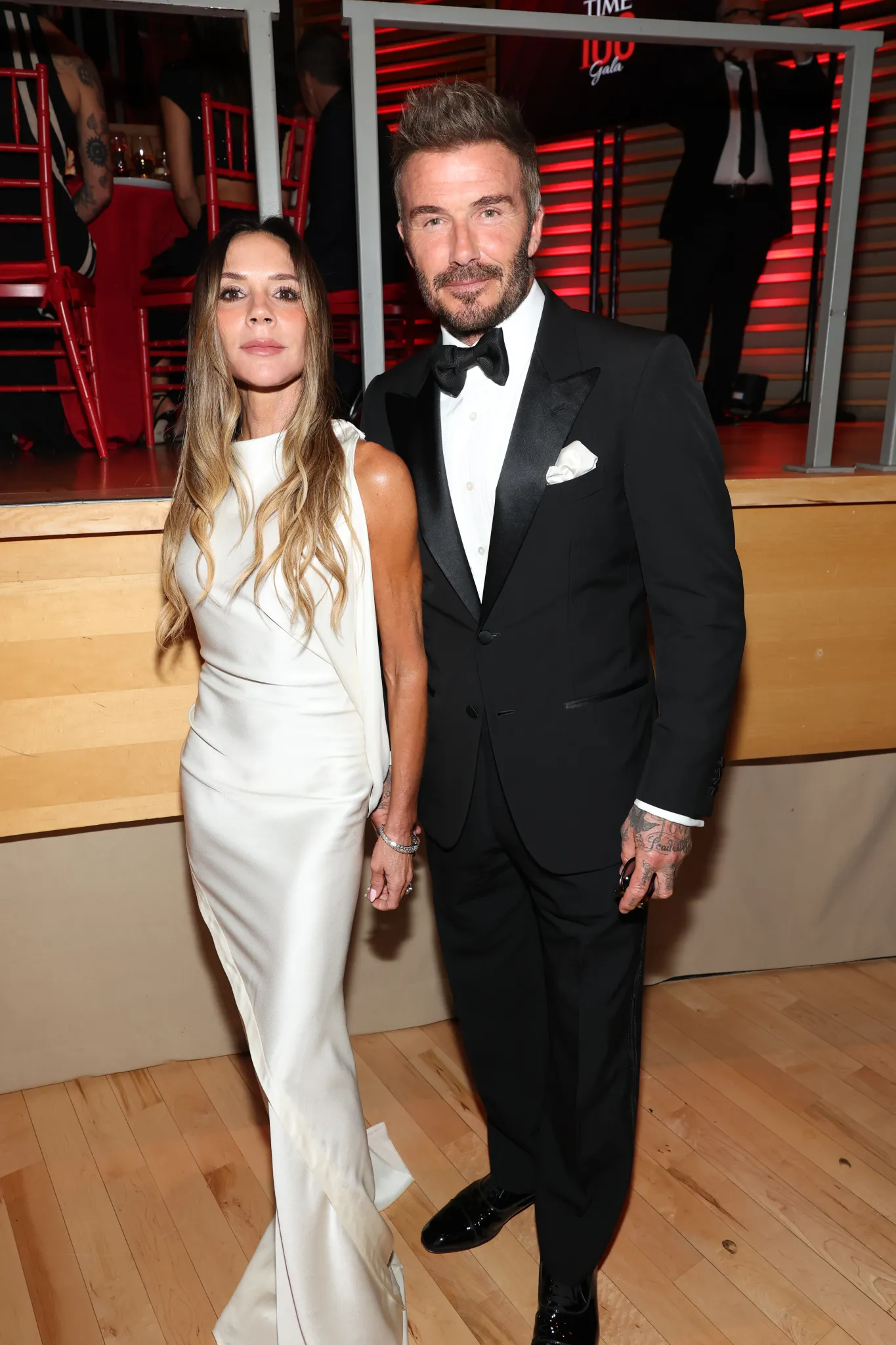 Brooklyn và Nicola đã ngừng liên hệ với bố mẹ Beckham