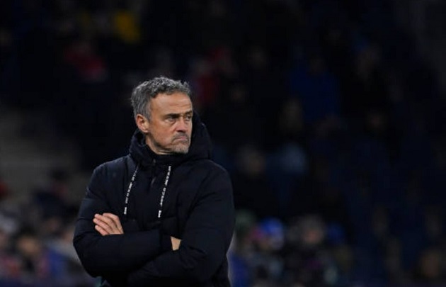 HLV Luis Enrique điều chỉnh đội hình PSG