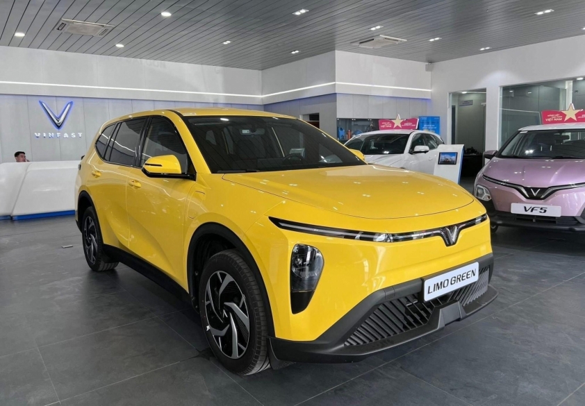 Limo Green mẫu MPV điện bán chạy