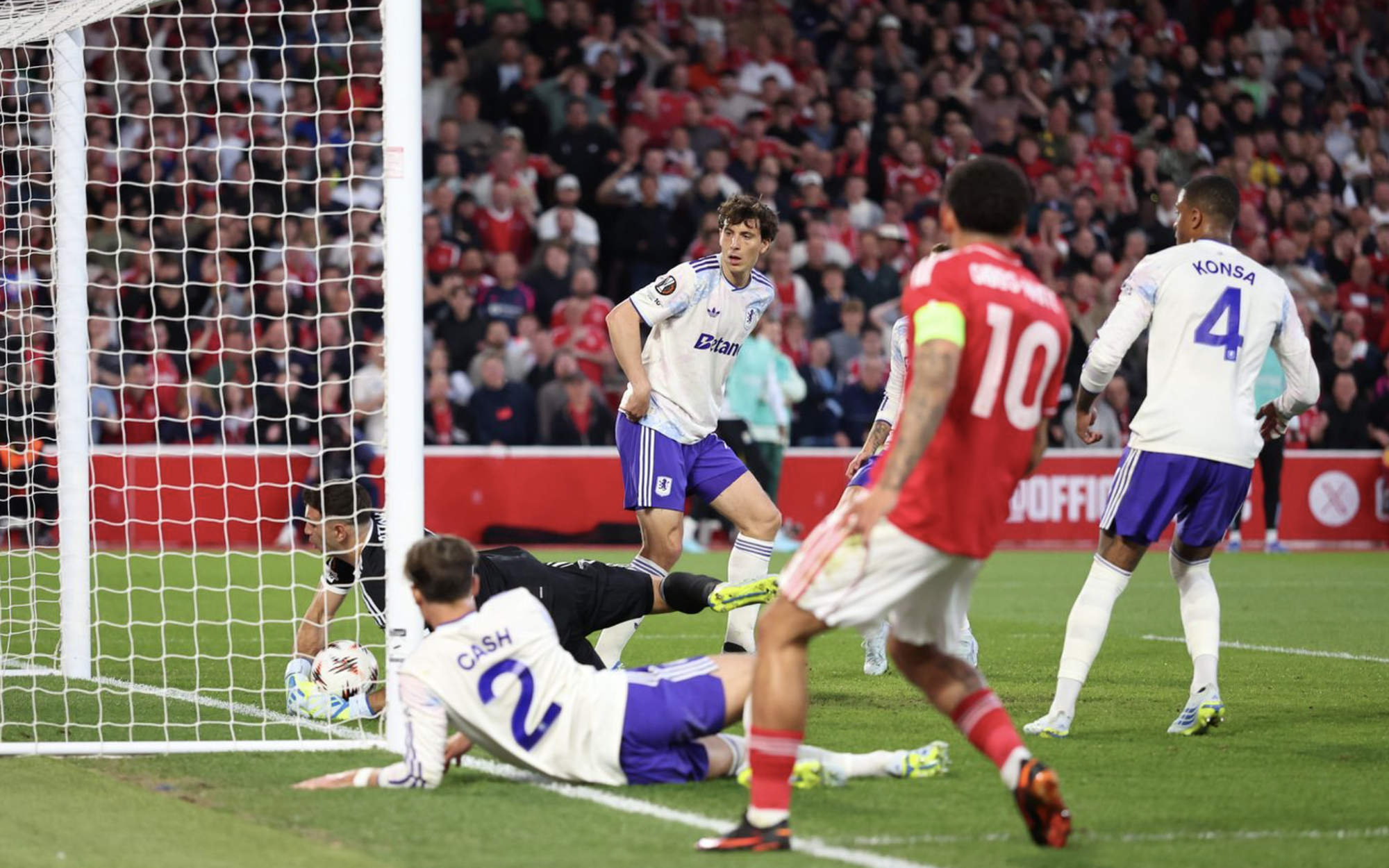 Lý do đặc biệt khiến cả Ngoại hạng Anh “cổ vũ” Aston Villa - Ảnh 3.