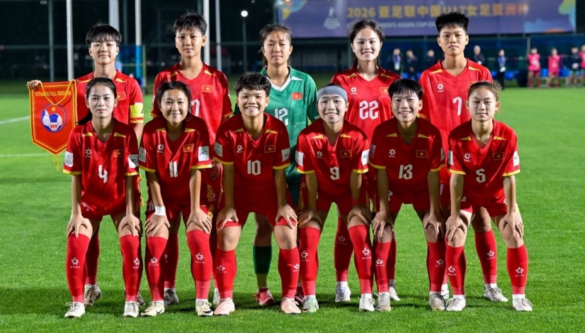 U17 nữ Việt Nam thi đấu gặp nhiều khó khăn