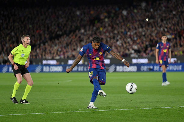 Rashford ghi bàn siêu phẩm El Clasico