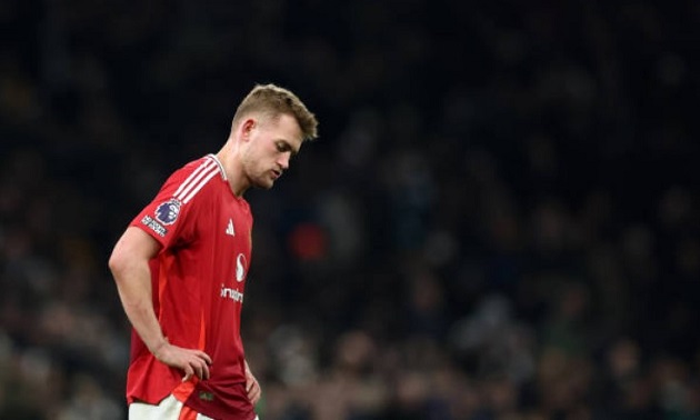 De Ligt không thể ra sân đến đầu mùa giải mới